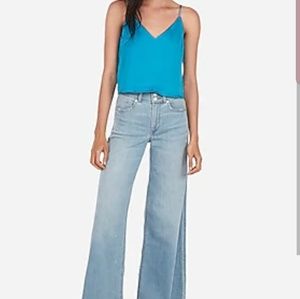 Express cropped cami